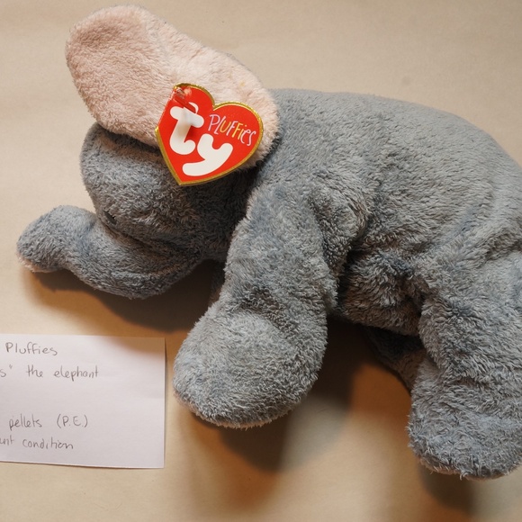 TY beanie baby (pluffies) - winks the elephant (2002) - Picture 1 of 3